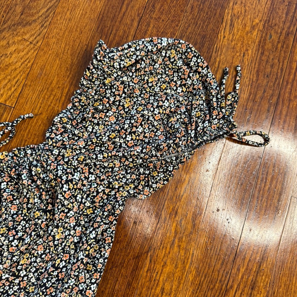 Urban Outfitters Jess's Floral Romper M (8-10) Black White - Picture 4 of 10
